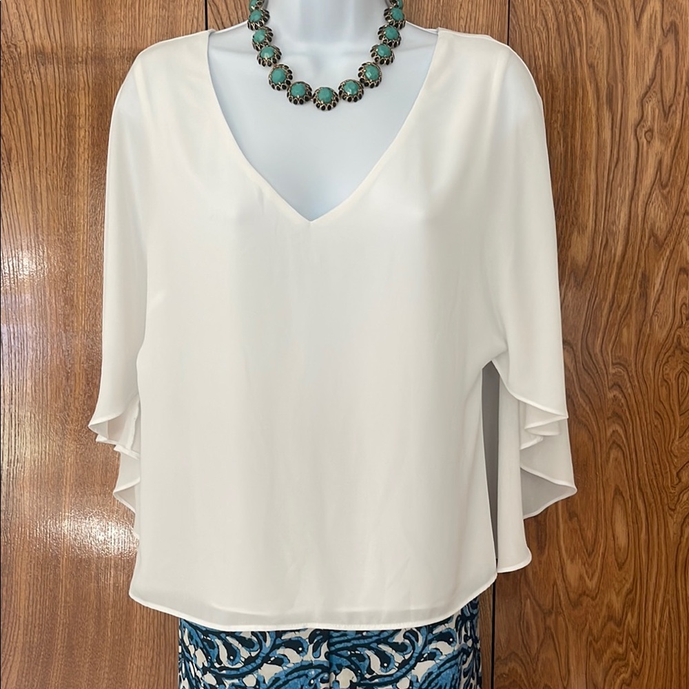 BCBG MAXAZRIA Cream Blouse with Bell Sleeves and Relaxed Fit